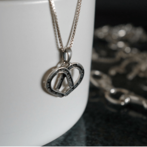 Heart n Horseshoes Sterling Silver Pendant w/chain-4009
